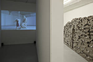 Cristina Lucas, Habla, 2008; Lin Yilin, The Result of a lot of Pieces, 2011, Installation View 